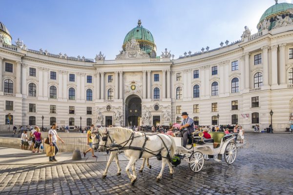 Vienna-Hofburg-Michaelerplatz-Getty-5a6dd8d4c5542e0036a6f4eb